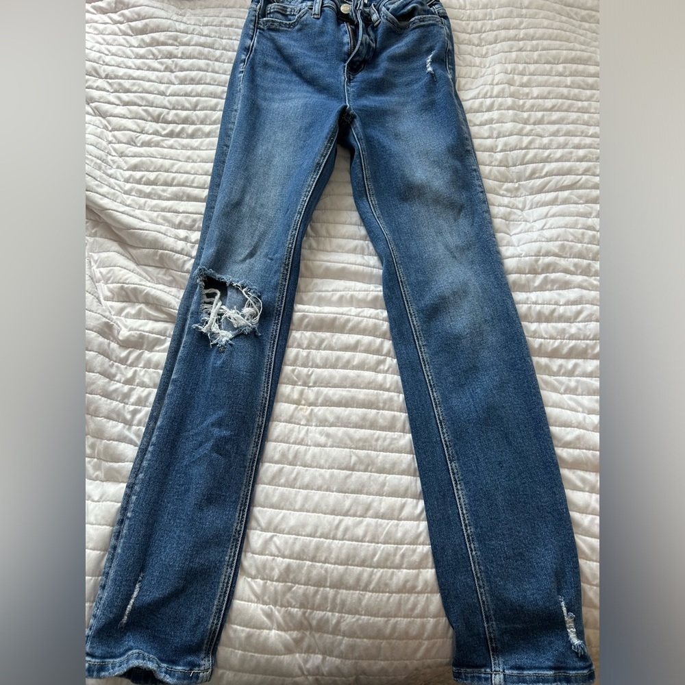Super flattering Los Angeles vervet jeans size 25